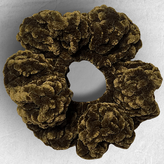 Crochet Velvet Scrunchie – Olive