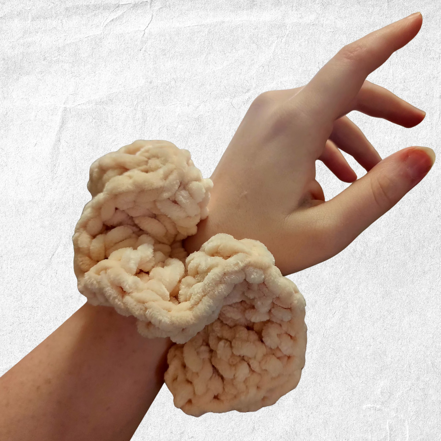 Crochet Velvet Scrunchie – Ivory